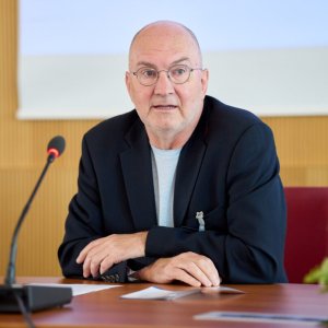 Prof. Dr. Werner Sesselmeier