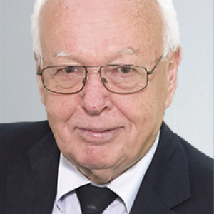 Dr. Rainer Hess